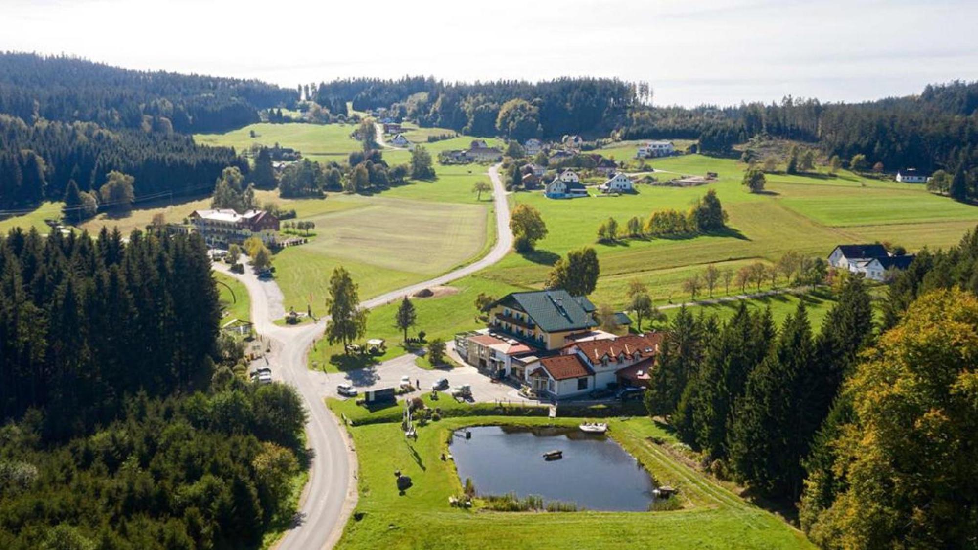 Cafe-Pension Kristall Hirschenwies Buitenkant foto
